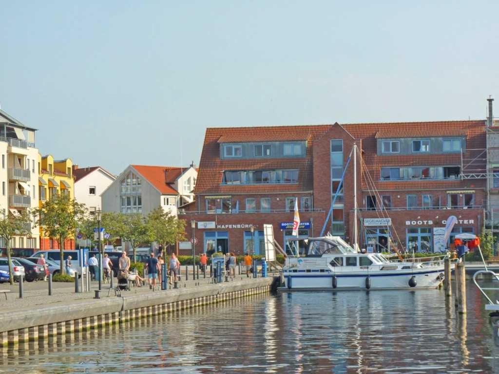 Ferienwohnung "Am Yachthafen" Objekt Id 12104-7 Варен Екстер'єр фото